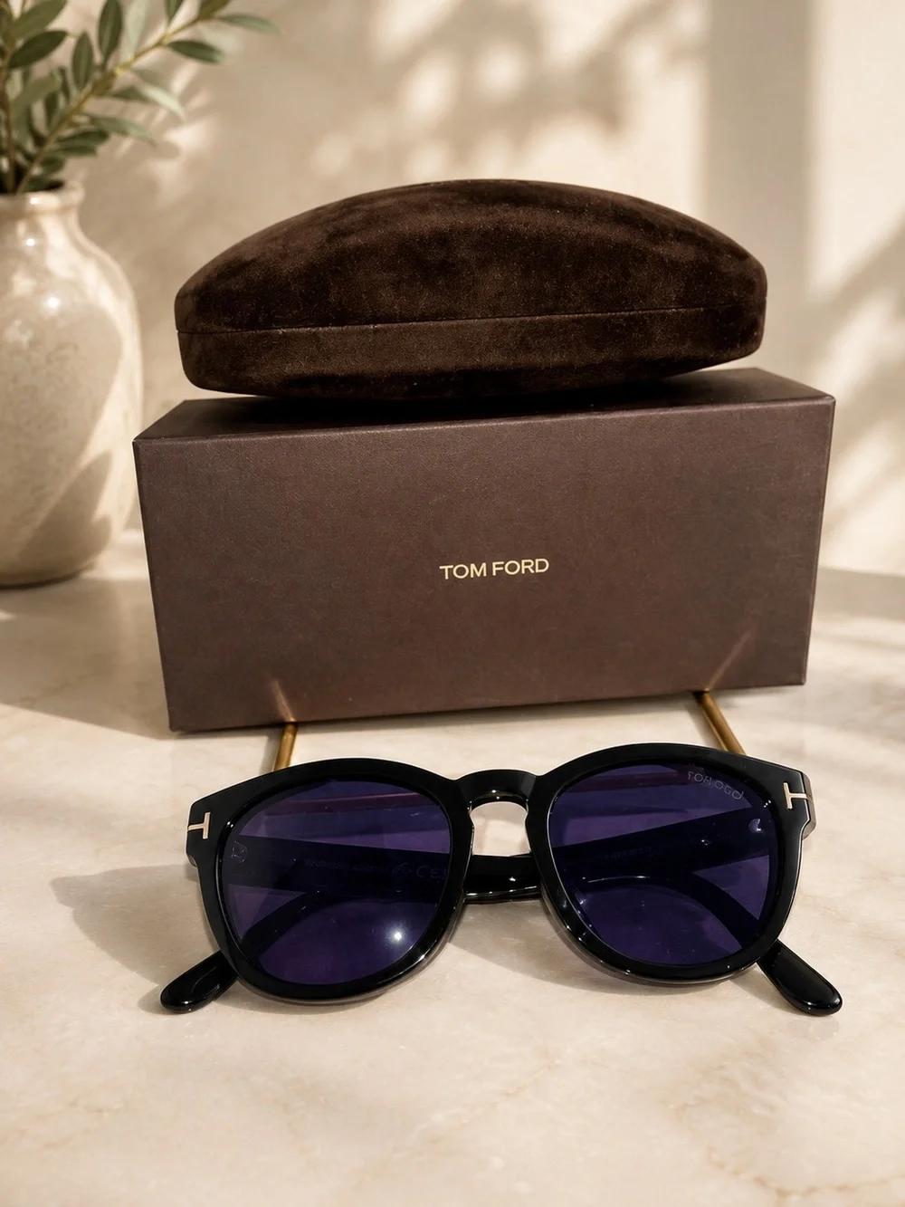 Authentic Tom Ford Sunglasses With Case and Box